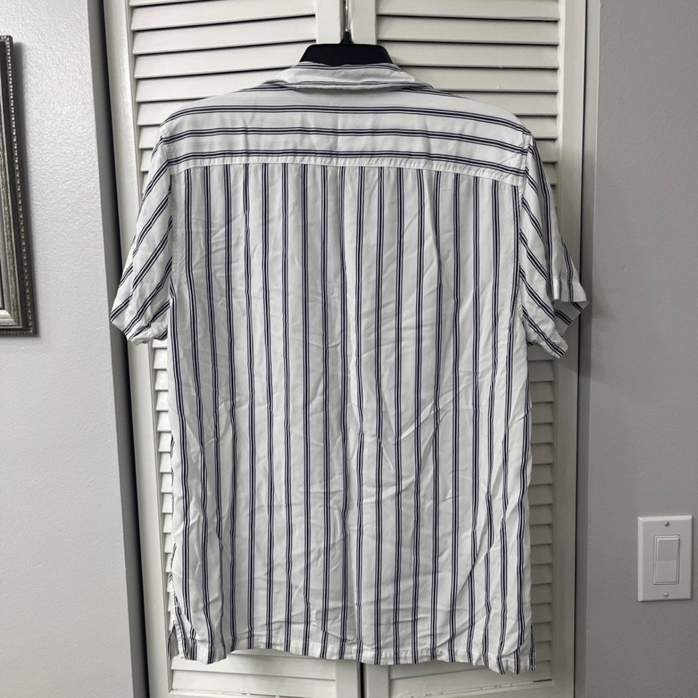 Abercrombie & Fitch Button Down Shirt (M) - Picture 5 of 5
